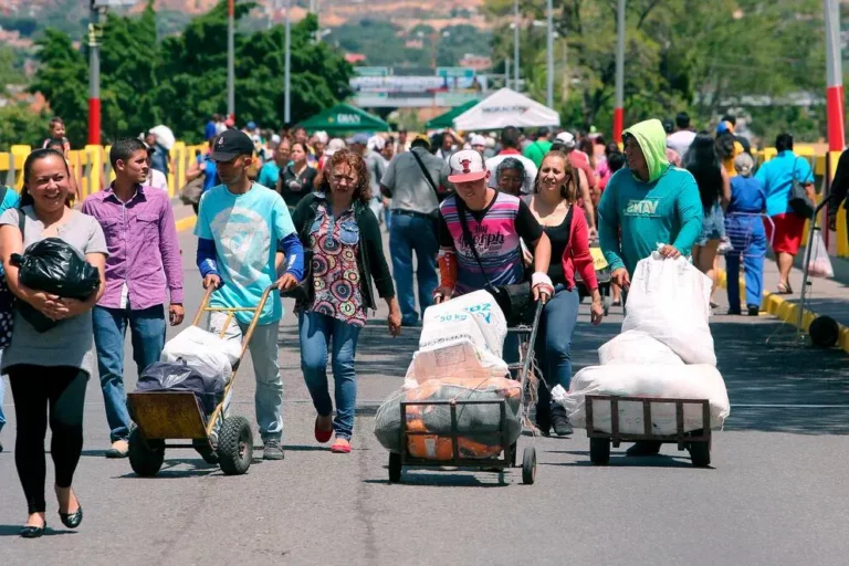 La crisis humanitaria de Venezuela por aplicar recetas socialistas 1 La crisis humanitaria de Venezuela